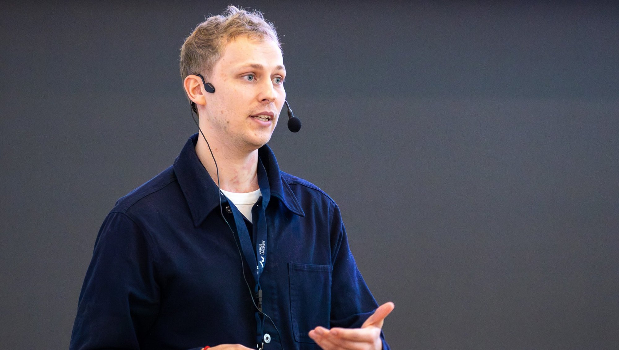Postdoc Martin Qvist Rasmussen from the Department of Biomedicine won this year’s Fogh-Nielsen competition. Photo: Simon Fischel, Health Communication.