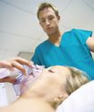 Overraskende mange får psykiske problemer efter at have ligget i respirator, viser ny forskning fra Health, Aarhus Universitet.