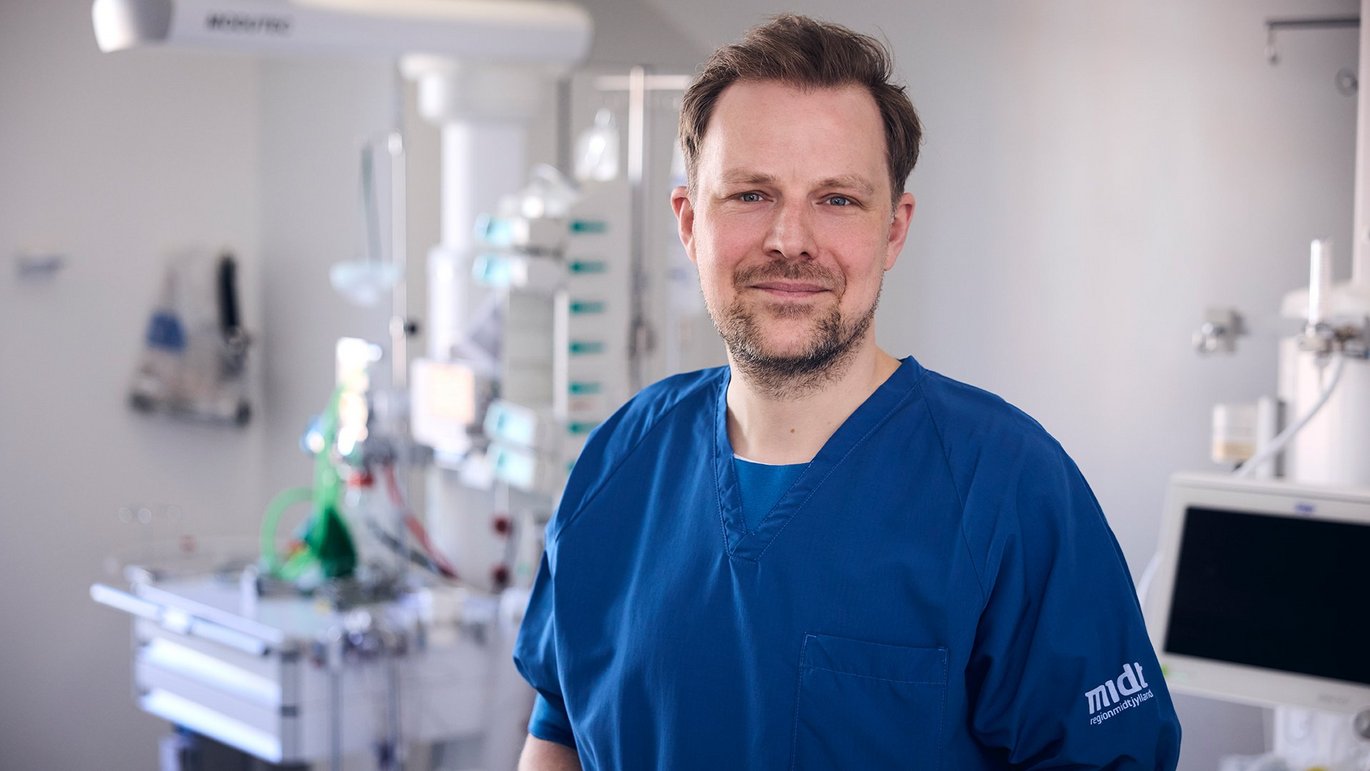 Professor Lars Wiuff Andersen has been awarded the 2026 Holst-Knudsen Research Talent Award.