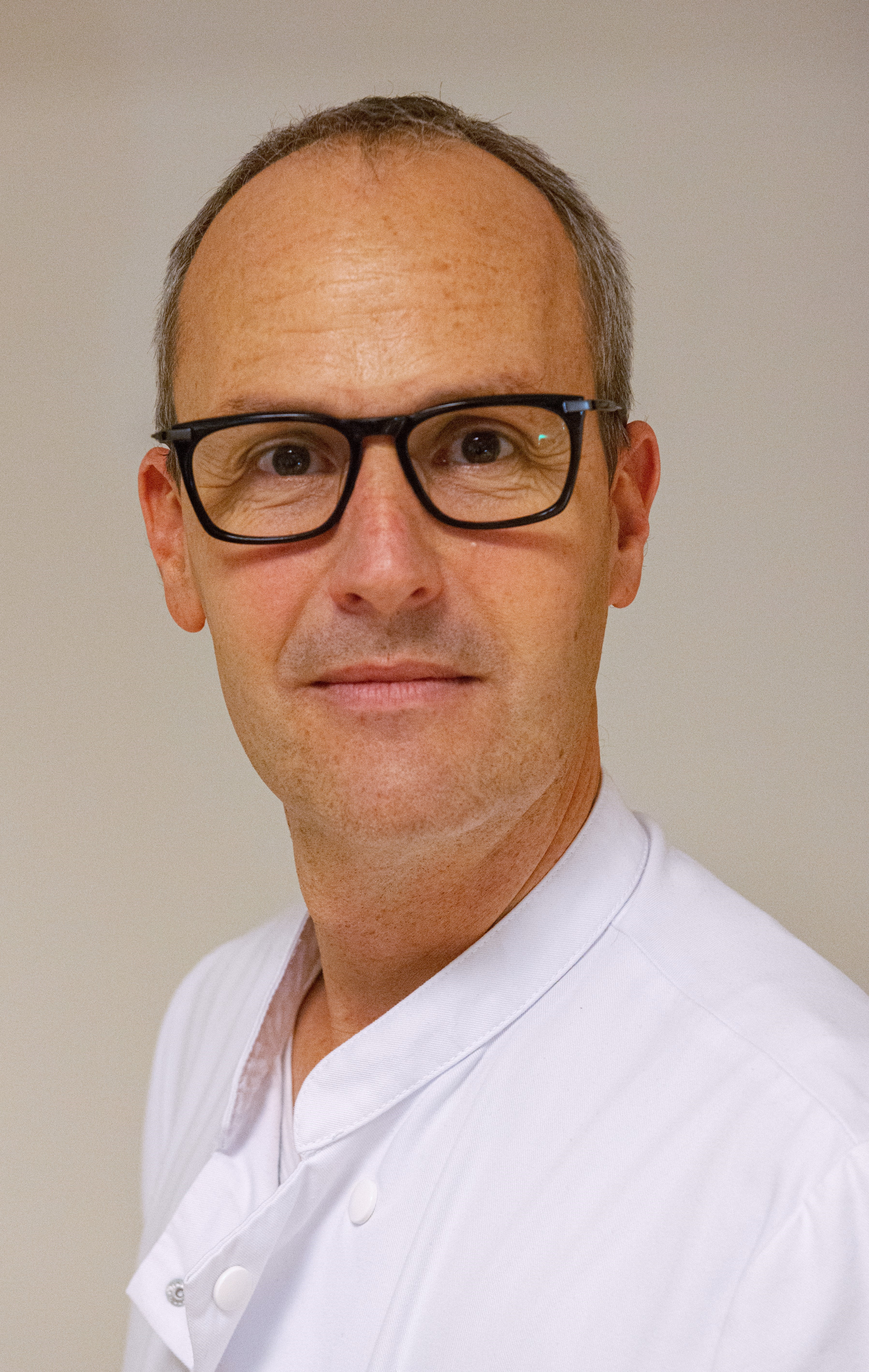 Bas de Groot's funding is part of the Independent Research Fund Denmark's initiative to promote practice-oriented research in the care and treatment of older patients. Bas de Groot's funding is part of the Independent Research Fund Denmark's initiative to promote practice-oriented research in the care and treatment of older patients.